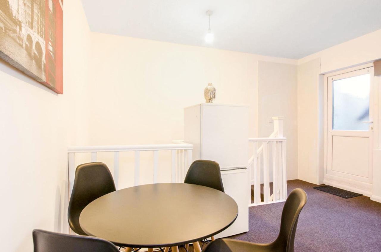Spacious Studio Flat- Watford Junction & Harry Potter World Ngoại thất bức ảnh